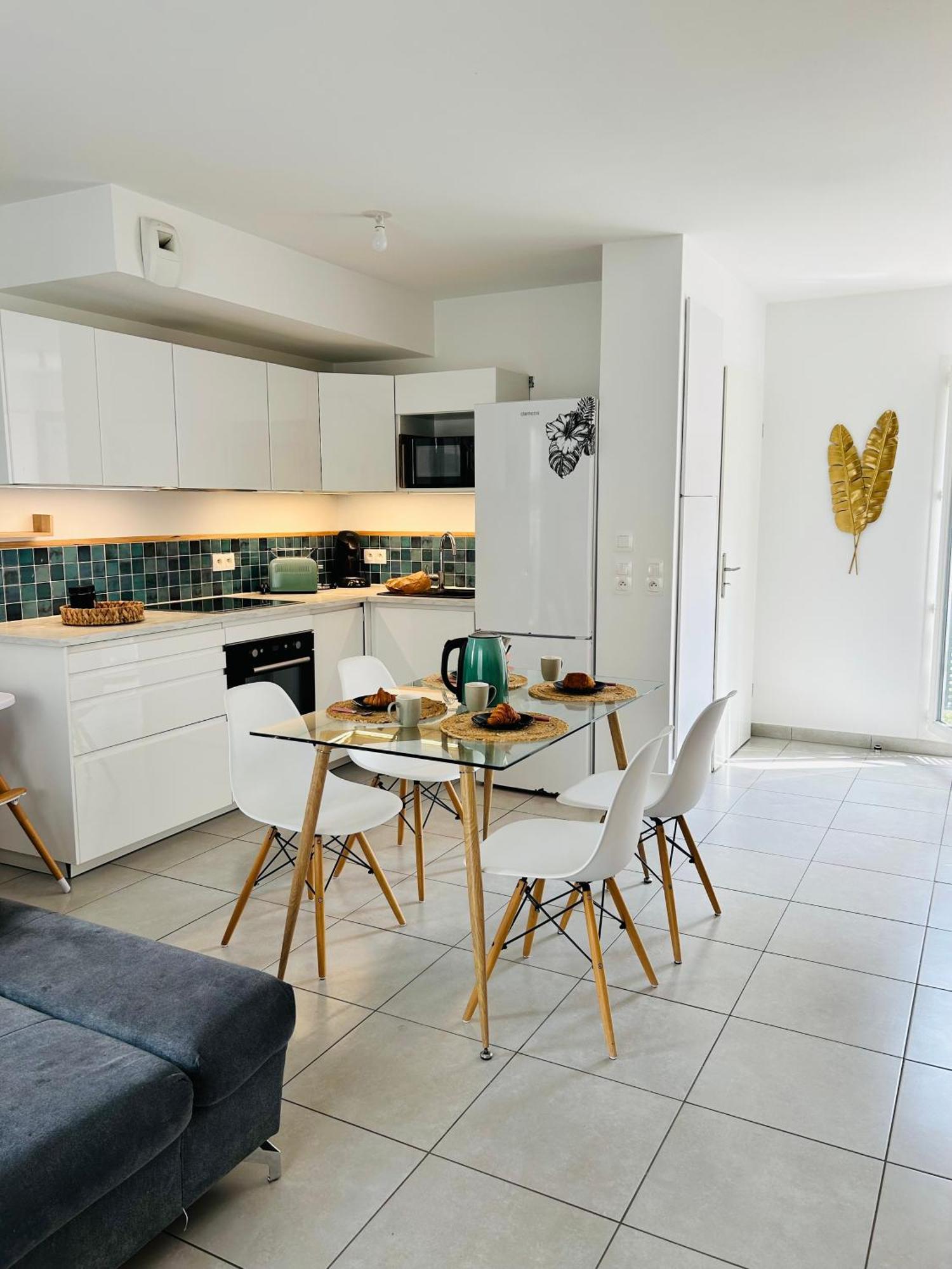 Disneyland Paris Familly Appart - 7 Minutes Disney - Parking - Wifi 谢西 外观 照片