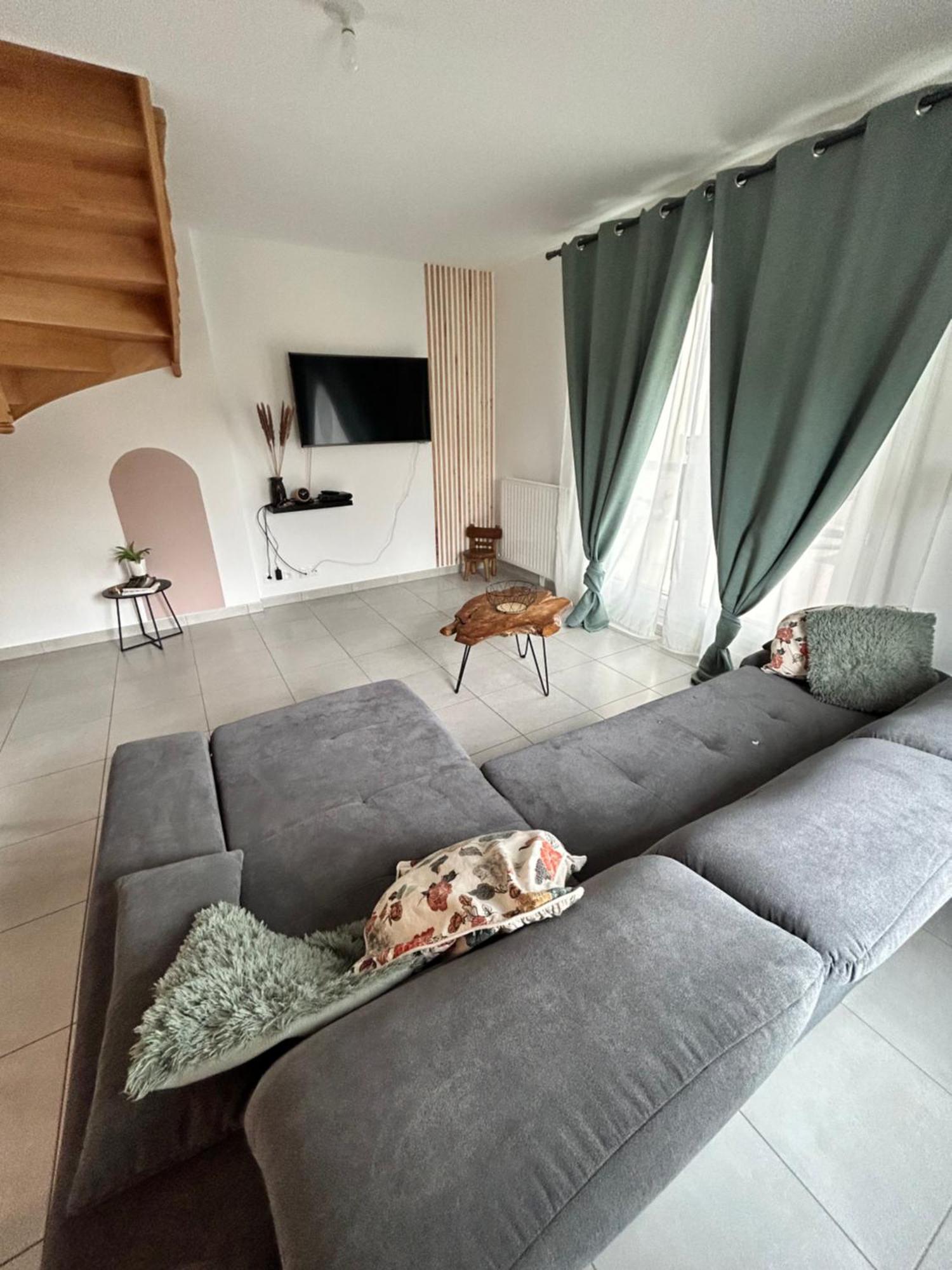 Disneyland Paris Familly Appart - 7 Minutes Disney - Parking - Wifi 谢西 外观 照片